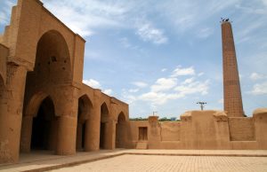 Tari-khaneh džamija